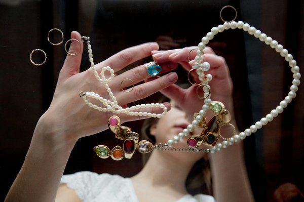 Comment choisir une bague en grenat : astuces pratiques à connaître