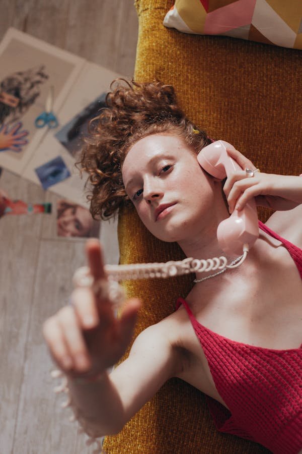 Explorez le plaisir immédiat du téléphone rose sans attente